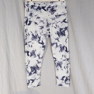 Gaiam blue & white abstract print cropped leggings, L, NWOT